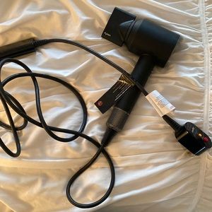 Dyson blow dryer… Matte black